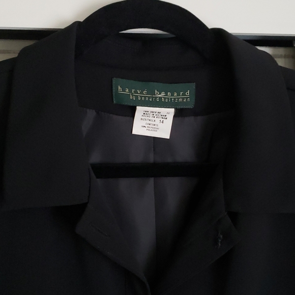 Classic fit black suit jacket - Picture 3 of 5